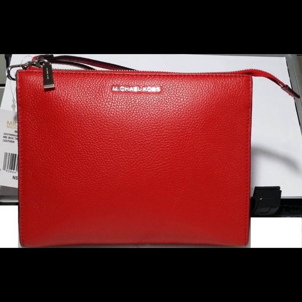 NEW Michael kors Wristlet Clutch Wallet